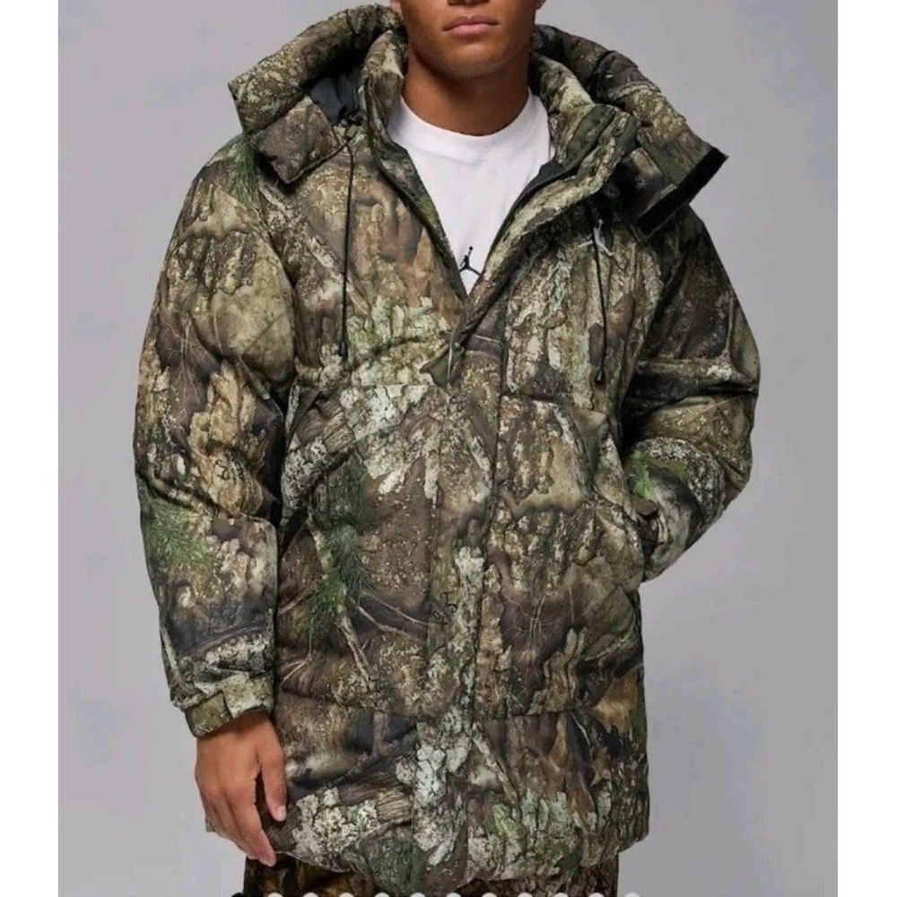 Air Jordan‎ Flight Therma-Fit Down Parka Real Tree Camo IB4517-222 Size Large